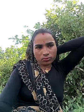 Hot raaani online show from 09-24-25, 09:01