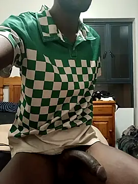 Snapshot of Fizozoo chatting on 12-14-25, 09:41 Fizozoo online show from 12-14-25, 09:41