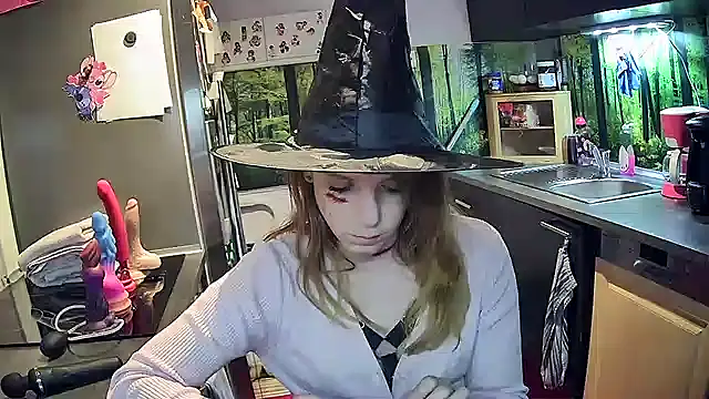 SexyMilf 37 online show from 10-31-25, 09:27