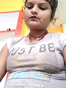 Snapshot of Hot_mirchjii chatting on 10-11-25, 09:41 Hot mirchjii online show from 10-11-25, 09:41