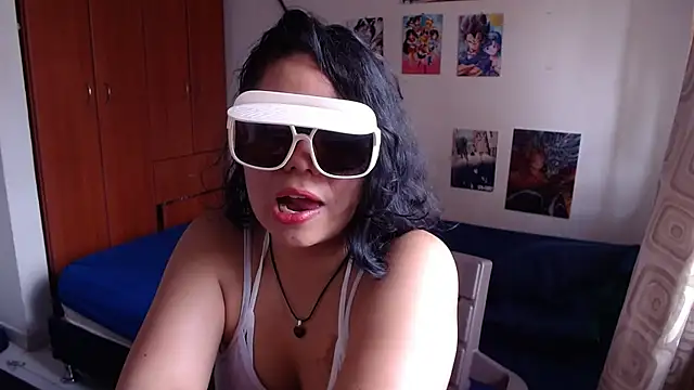 Snapshot of saenz_eymi chatting on 09-18-25, 07:05 saenz eymi online show from 09-18-25, 07:05