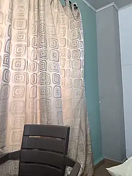 Snapshot of saenz_eymi chatting on 05-07-26, 05:07 saenz eymi online show from 05-07-26, 05:07