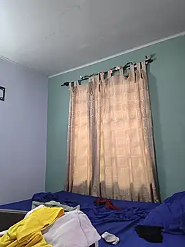 Snapshot of saenz_eymi chatting on 07-17-26, 01:07 saenz eymi online show from 07-17-26, 01:07