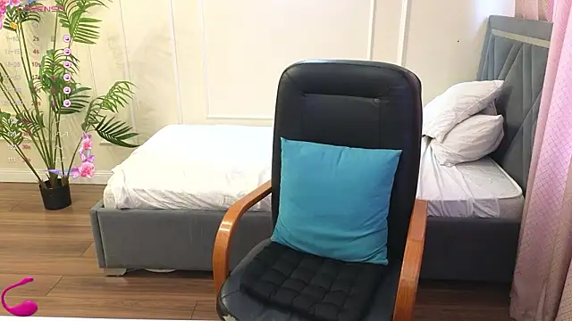 Kuro Ren online show from 03-07-26, 04:20