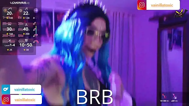 vainilla doll online show from 02-25-26, 02:54