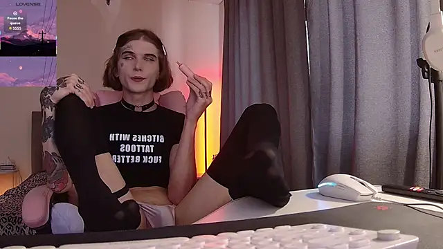 midwestemoqueen online show from 08-02-26, 06:34