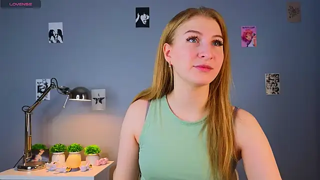 LorettaGladman online show from 10-16-25, 04:24