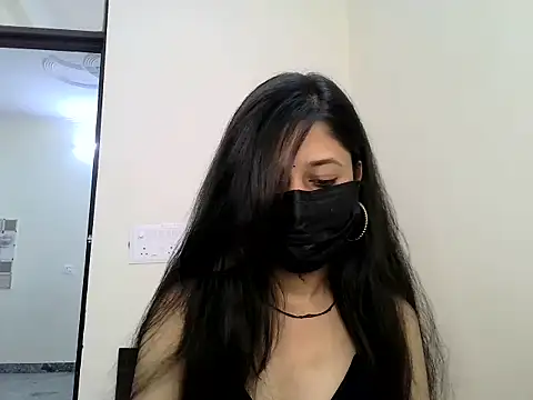 Snapshot of GUDIYA_BAB chatting on 10-02-25, 05:03 GUDIYA BAB online show from 10-02-25, 05:03