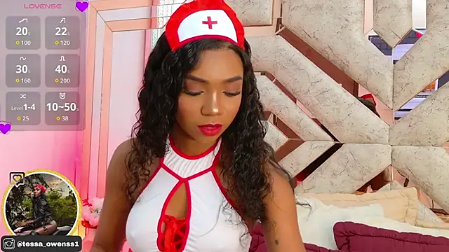 Tessa Owenss online show from 10-24-25, 05:42