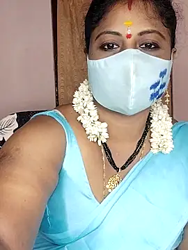 Snapshot of telugu_Geetha30 chatting on 09-17-25, 04:14 telugu Geetha30 online show from 09-17-25, 04:14