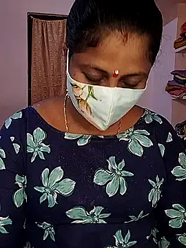 Snapshot of telugu_Geetha30 chatting on 09-18-25, 06:15 telugu Geetha30 online show from 09-18-25, 06:15