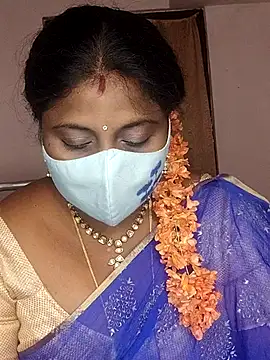 Snapshot of telugu_Geetha30 chatting on 10-17-25, 07:55 telugu Geetha30 online show from 10-17-25, 07:55