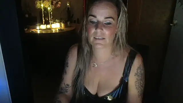 Mrs-Aurora online show from 05-20-26, 10:16