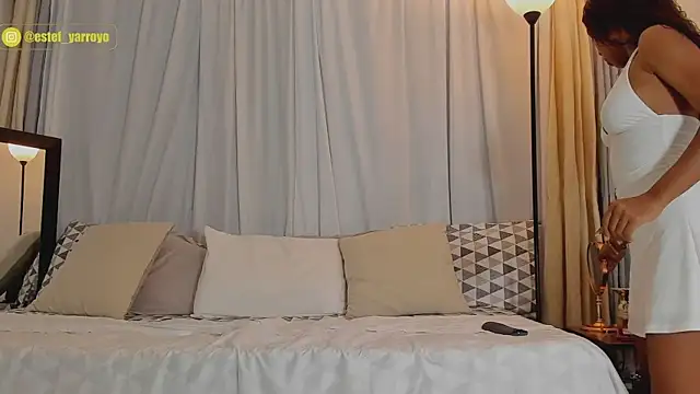 Estefy arroyo1 online show from 01-11-26, 08:14