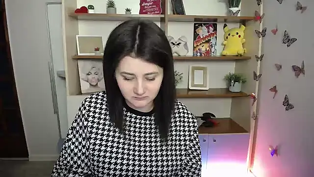 Katrin kiss  online show from 04-30-26, 12:22