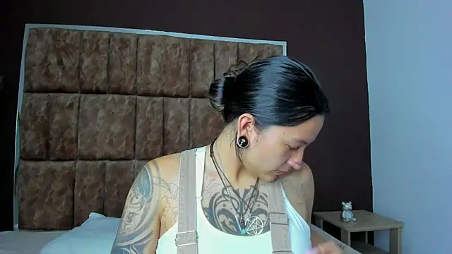 Kitty ravee online show from 09-13-25, 11:37