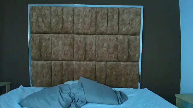 Kitty ravee online show from 10-03-25, 01:30