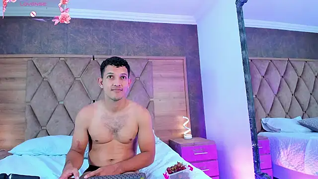 EimyAndMaxi online show from 09-16-25, 08:43