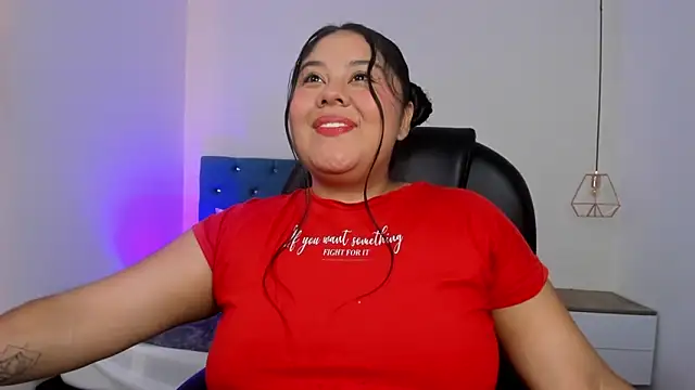 Snapshot of julieta_miller01 chatting on 09-11-25, 11:54 julieta miller01 online show from 09-11-25, 11:54