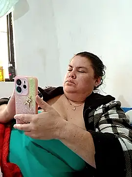 yaneth  online show from 01-14-26, 01:06