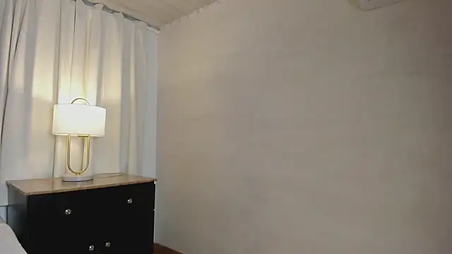 Bambi cutee online show from 01-13-26, 11:37