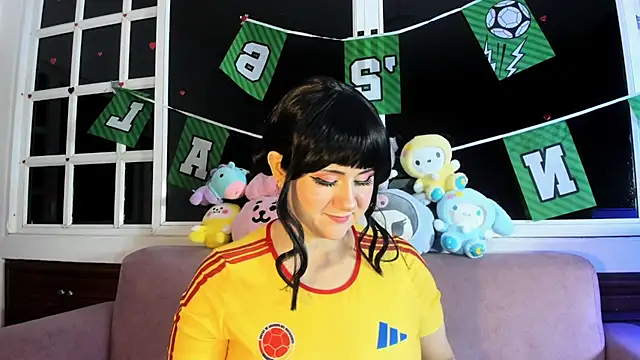 harimoon1 online show from 06-12-26, 03:27