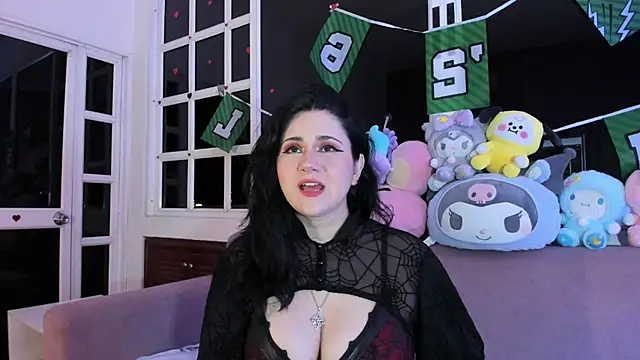 harimoon1 online show from 06-15-26, 03:31
