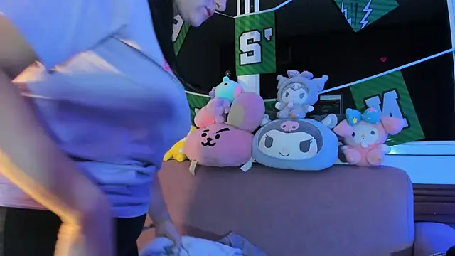 harimoon1 online show from 06-16-26, 03:09