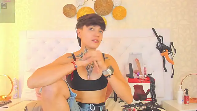 Snapshot of b3k_afrodict chatting on 11-13-25, 03:38 b3k afrodict online show from 11-13-25, 03:38