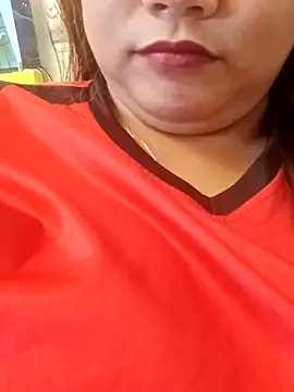 yuana25 online show from 04-18-26, 03:10