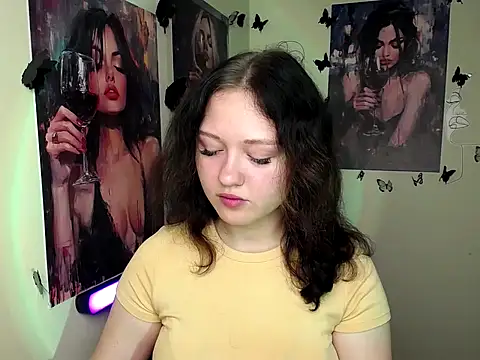 Snapshot of LadyAlice_ chatting on 09-29-25, 06:07 LadyAlice  online show from 09-29-25, 06:07