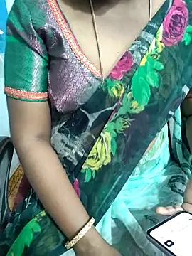 Snapshot of lolida69thamil chatting on 10-04-25, 06:11 lolida69thamil online show from 10-04-25, 06:11