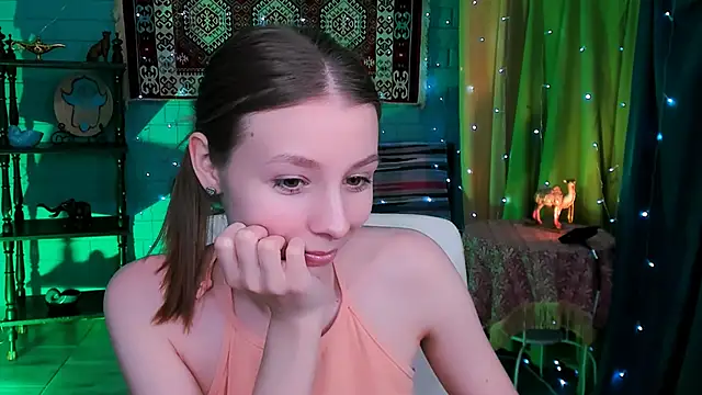 JulieDaniel online show from 03-11-26, 09:26