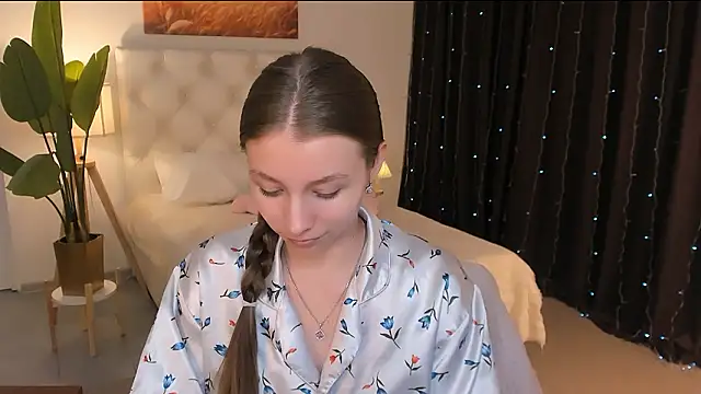 JulieDaniel online show from 03-31-26, 08:37