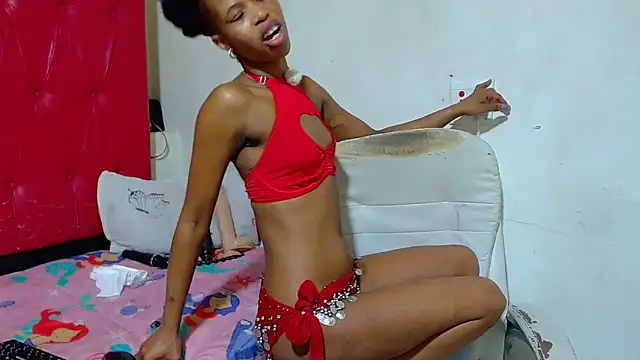 SexyChantyBabe25 online show from 03-27-26, 09:25