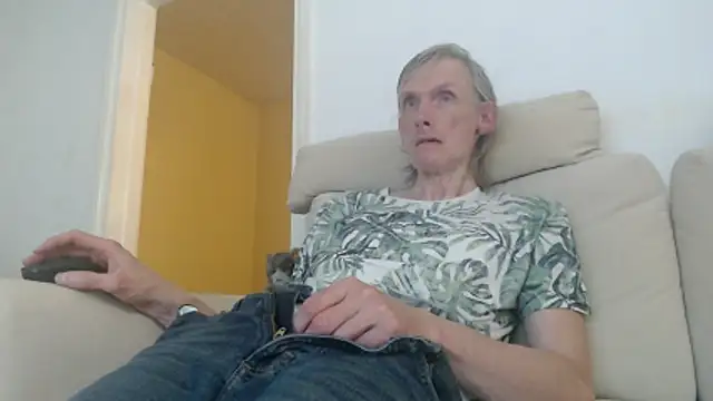 k74robert online show from 10-24-25, 11:06