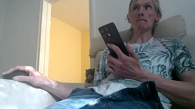 k74robert online show from 10-26-25, 12:22