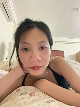 Lil-Gi online show from 11-26-25, 03:02