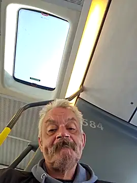 Fonse1860 online show from 04-22-26, 08:28