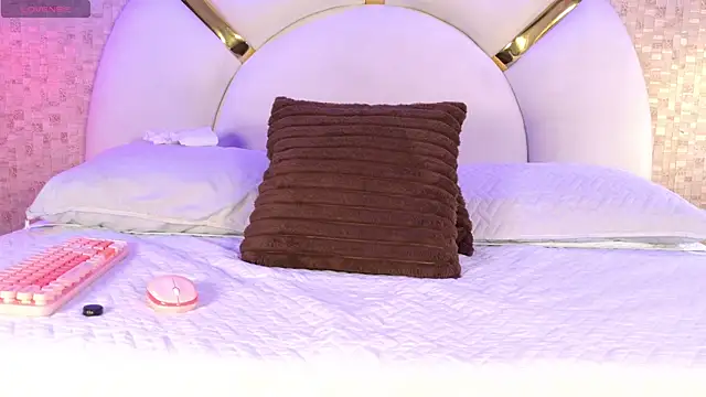 marcela rojas online show from 10-13-25, 11:43