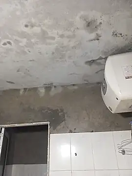 Bianly online show from 10-21-25, 01:23