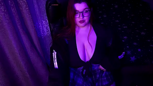 RelykaMeow online show from 11-30-25, 10:25