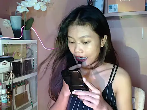 skinny gracie online show from 10-20-25, 09:54