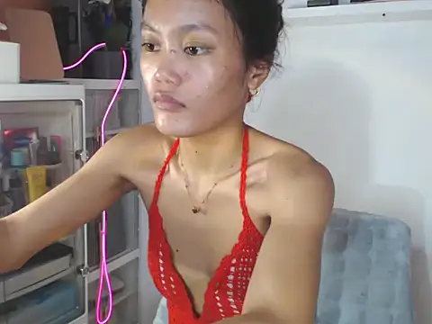 Snapshot of skinny_gracie chatting on 06-20-26, 11:02 skinny gracie online show from 06-20-26, 11:02