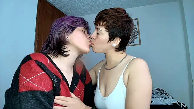 Zafira  Raven online show from 02-05-26, 04:00