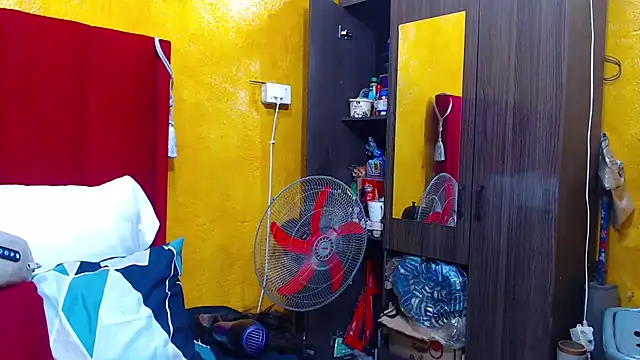 Candycrush2555 online show from 11-24-25, 08:08