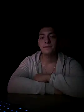 Hotdatev9 online show from 10-18-25, 08:31