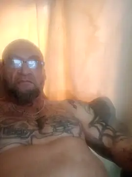 ShawnandDani7074 online show from 03-08-26, 04:00