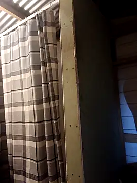 ShawnandDani7074 online show from 04-11-26, 06:18