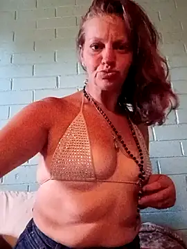 Snapshot of IrishGoddess69247 chatting on 06-07-26, 04:44 IrishGoddess69247 online show from 06-07-26, 04:44